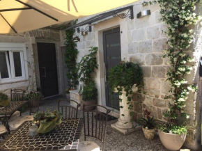 Guest House Laura, Split